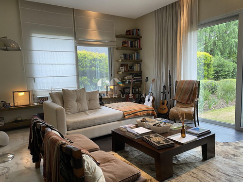 Casa En Venta En Martindale, Pilar, G.b.a. Zona Norte