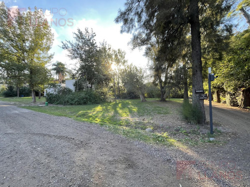 Venta Terreno En Barrio Cerrado Las Delicias, Luján.