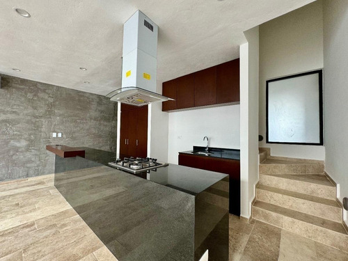 Townhouse En Venta En Temozón Norte En Merida Yucatán.