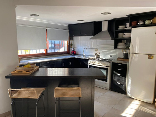 Venta Casa 4 Amb Cochera, Parque Y Piscina Quilmes