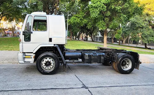 Ford Cargo 1831 Tractor Dormitorio