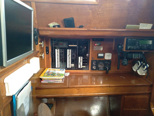 Bruce Roberts 354 Pilot House(acero)