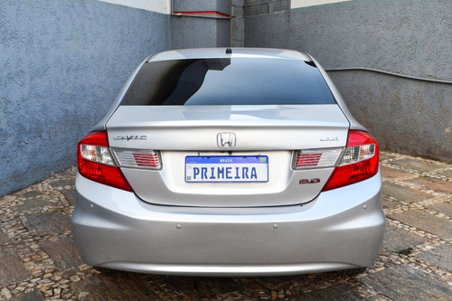 Imagem 7 de 15 de Civic Lxr 2.0 Flex Automático 2013/14 Com Central Multimídia