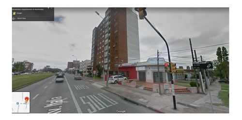 Imagen 1 de 1 de Local Comercial Sobre Av Italia En La Esquina Con Renta