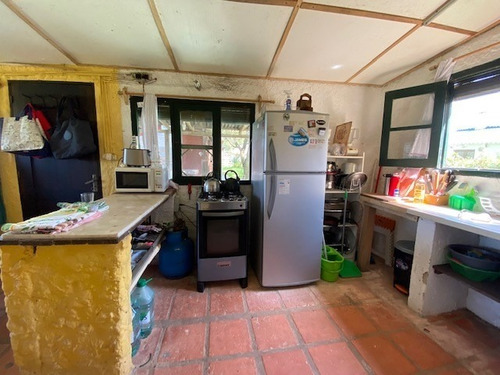 Vendo Casa En Barra De Valizas, Rocha, 3 Dormitorios, Parrillero Y Garage