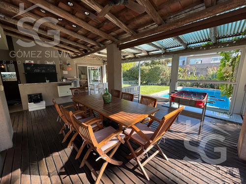 Casa En Venta 6 Ambientes Barrio Cerrado Altos Del Sol-villa Udaondo