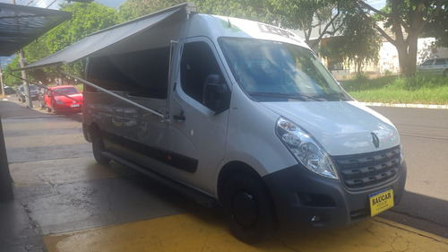 Renault Master minibus 9 lugares