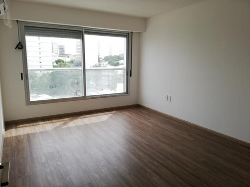Imagen 5 de 8 de Venta Apartamento Monoambiente Pocitos Edificio Maui
