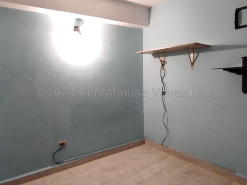 Imagen 20 de 30 de Apartamento En Urbanización Los Roques Piso Bajo, Poco Negociable!! Totalmente Amoblado Wm Mls #23-17376