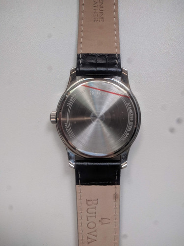 Relógio Bulova Couro B3 C8337041
