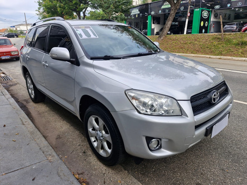Toyota RAV4 2.4 4x2 Aut. 5p