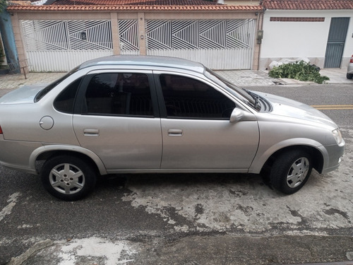 Imagem 5 de 10 de Chevrolet Classic 2014 1.0 Ls Flex Power 4p