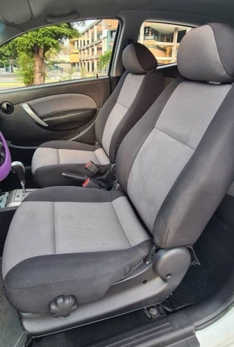 Chevrolet Aveo Lt Automático