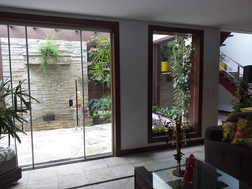 Imagem 7 de 30 de Linda Casa Com Piscina No Santa Rosa! - 22339