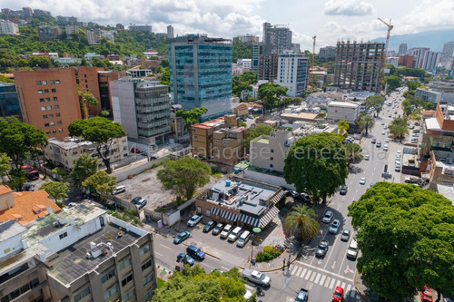 Terreno En Venta Las Mercedes #24-29084 K.f