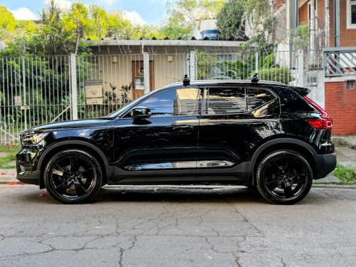 Volvo XC40 2.0 T5 Momentum Awd 5p