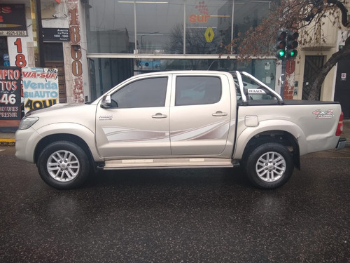 Toyota Hilux 3.0 Cd Srv 171cv 4x2 - B3