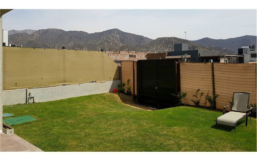 Venta De Casa En B° La Bastilla