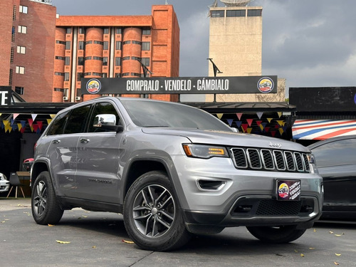 Imagen 2 de 9 de Jeep Gran Cherokee Limited