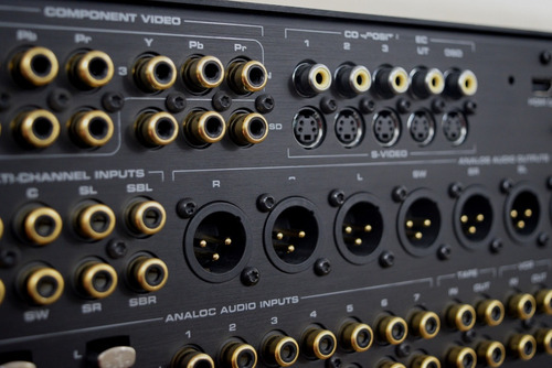Imagen 4 de 6 de Preamplificador Surround Marca Krell Modelo S-1200u