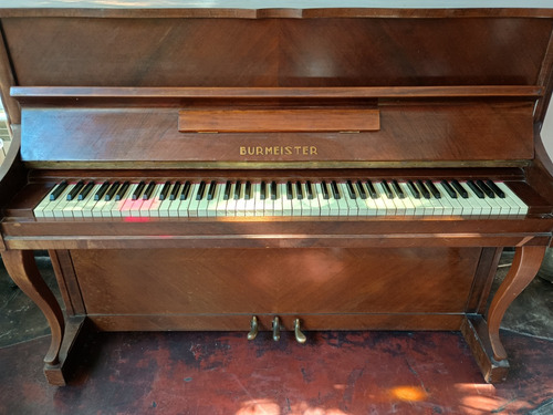 Piano Burmeister