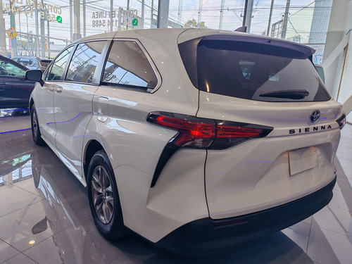 Toyota Sienna Híbrido 2022