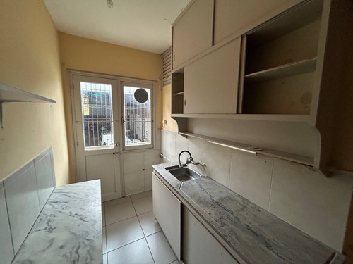 Alquiler - Apartamento Con Un Dormitorio En La Blanqueada - Juan Ramón Gómez Y Estero Bellaco