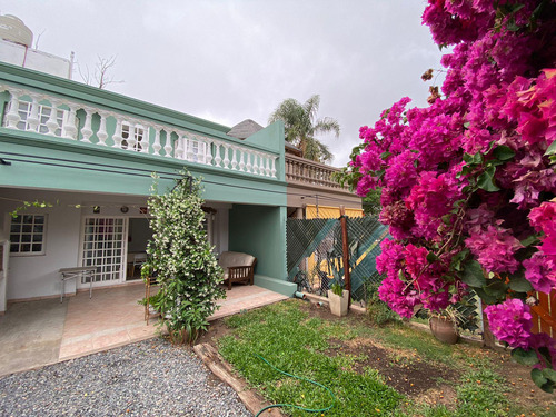 Casa En  Alquiler , Zona Norte Córdoba