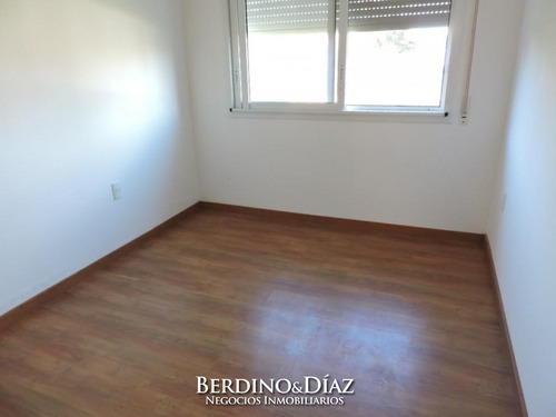 Increíble Y Preciosa Casa Con Excelente Entorno Cerca Del Mar- Ref: 450