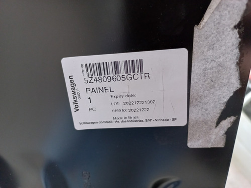 Retalho Lateral Esquerda Volkswagen Fox 2004/2014 5z4809605g