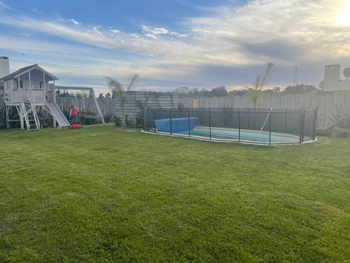 Imagen 13 de 14 de Venta Casa En La Tahona, 3 Dor, Serv. Completo, Cocheras