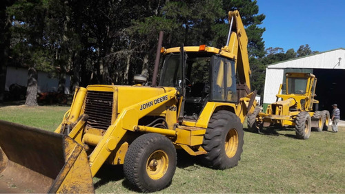 Imagen 2 de 2 de John Deere 710 B