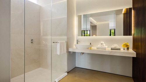 Pier 57 Unit 211