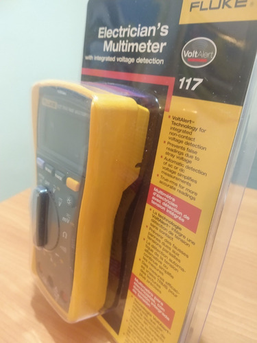 Imagen 1 de 4 de Multimetro 117 Fluke Tester