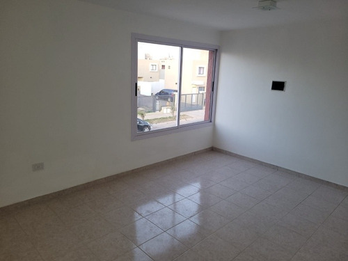 Imagen 6 de 18 de Dúplex Urbanización Docta
