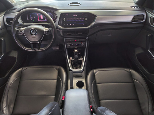 Volkswagen T-Cross 1.0 200 TSI TOTAL FLEX COMFORTLINE AUTOMÁTICO