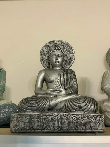 Figura Buda Meditación. Yoga