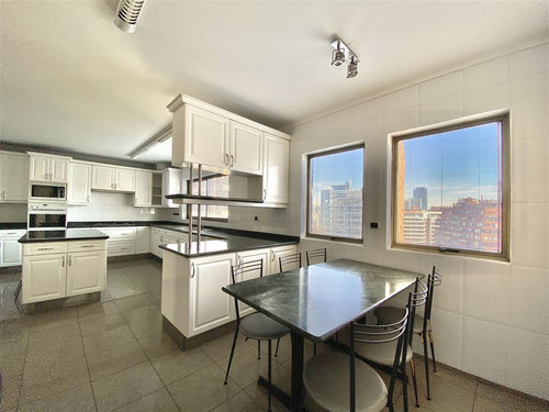 Venta Duplex Las Condes: El Golf