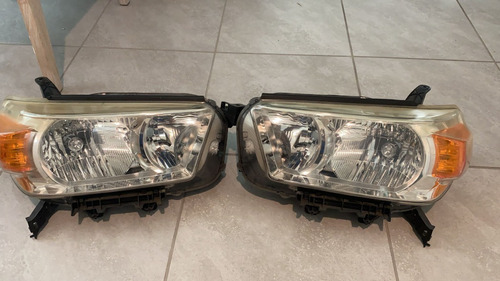 Faros Para Toyota 4runner Año 2011 Originales Sin Detalle