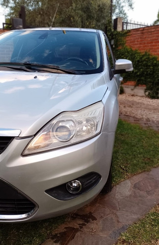 Ford Focus 2 2.0 Ghia At