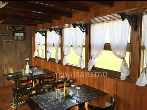 Imagen 4 de 8 de Construcción De Vagones Cabañas Estilo Antiguo De Madera