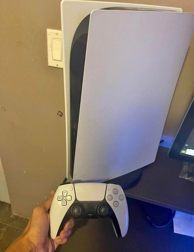 Consola Sony Playstation 5 Digital Color Blanco (Usado)