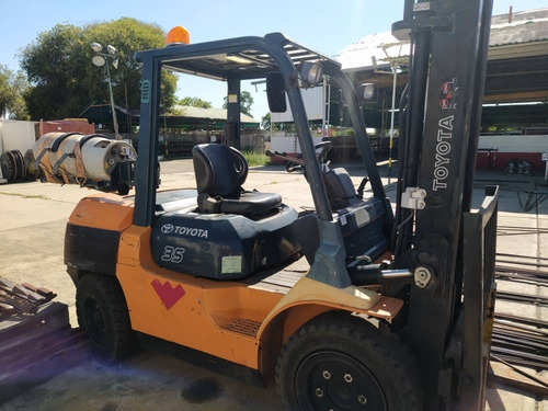Montacargas Toyota Gas Y Gasolina 3.5ton 2008 2400hr Impecab