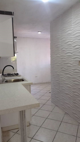 Imagen 9 de 14 de Apartamento En Venta En Naguanagua