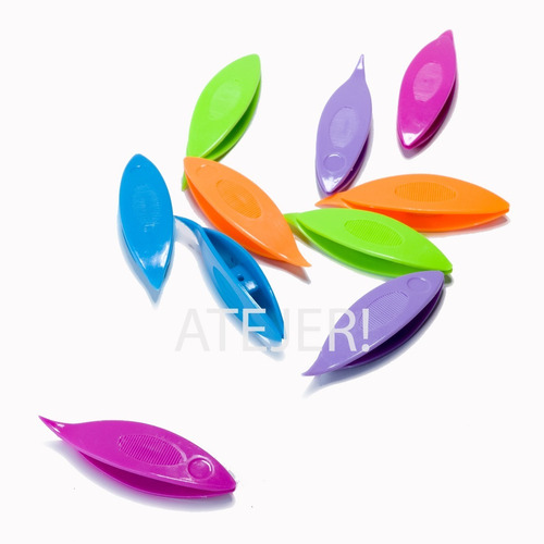 Imagen 3 de 7 de Navetas De Plástico Marca Cbx X 10 Unidades Colores Surtido