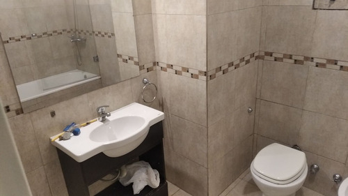 Departamento En Venta En Caseros