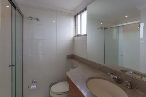 Apartamento En Venta En El Tesoro. Cod V15499
