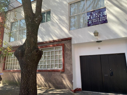 Excelente Casa En Venta En Coyoacán 