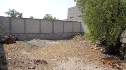 Terreno Regular, En Privada, Ideal Para Casa Habitación O Negocio Comercial, De 680m2, Bardeado Al 90%, Con Cimentación De Piedra Y Block De Tabique, En Villas De Tezontepec, Hidalgo