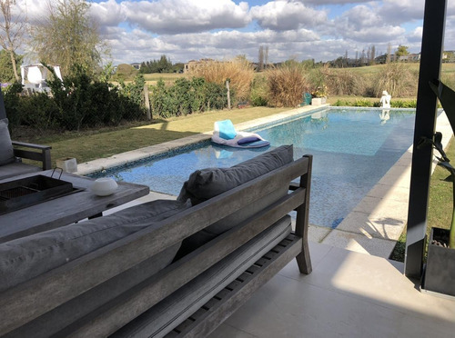 Imagen 4 de 19 de Nordelta - El Golf - Importante Casa En Venta